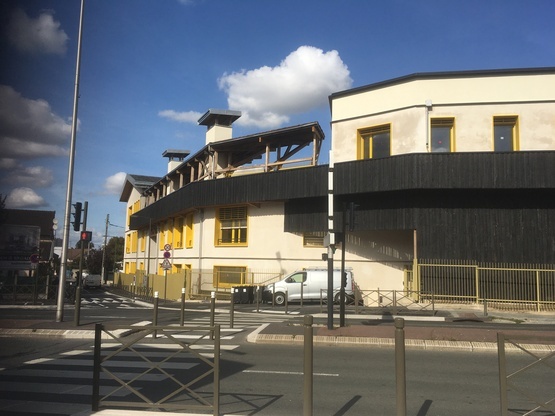 Visite du groupe scolaire Simone Veil à Rosny-sous-Bois, du biosourcé et de l'innovation low-tech !